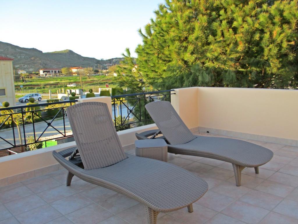 Alkiones Apartment Плати Екстериор снимка